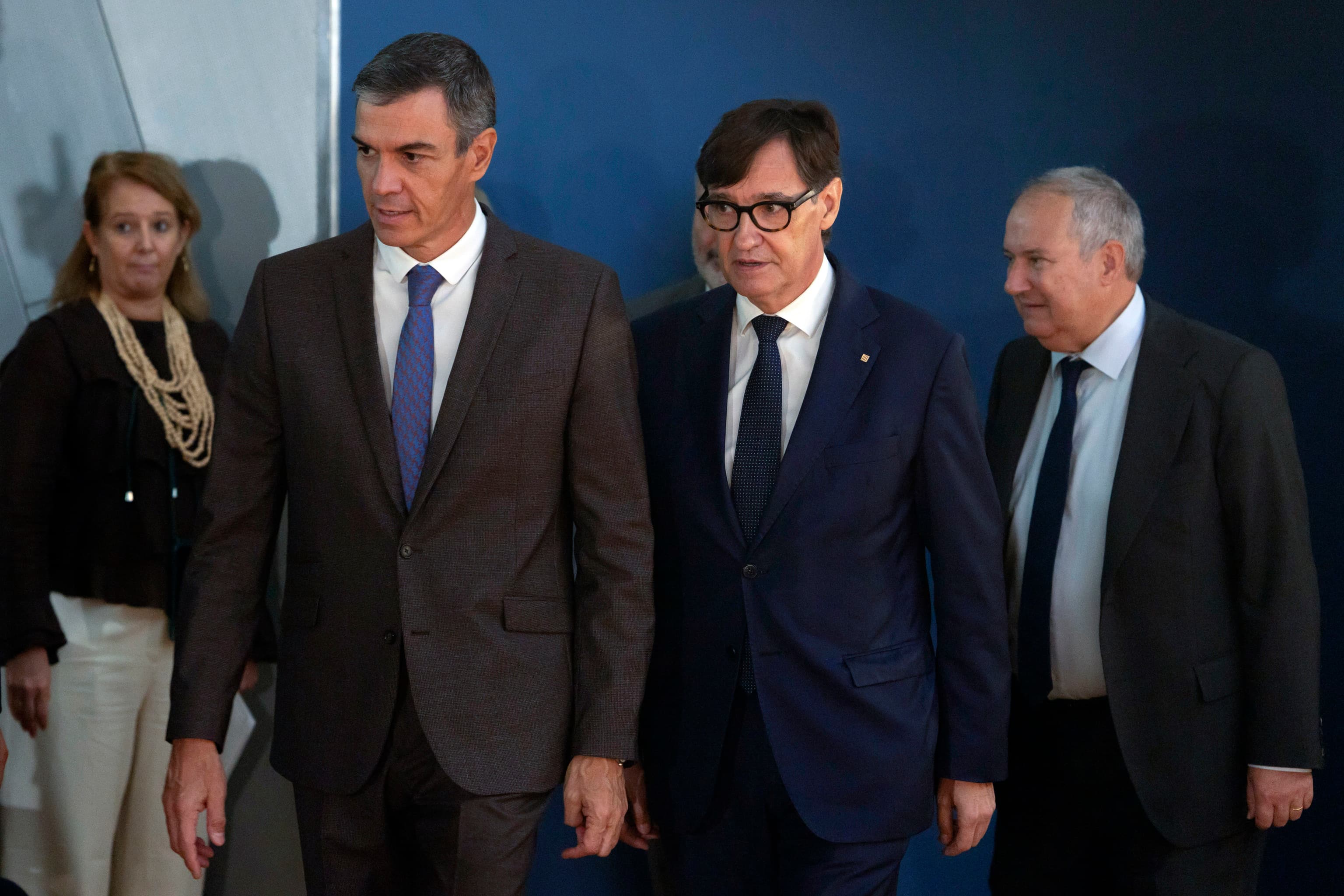 Gráfico de apoyo político en Cataluña con mapas y cifras de apoyo electoral