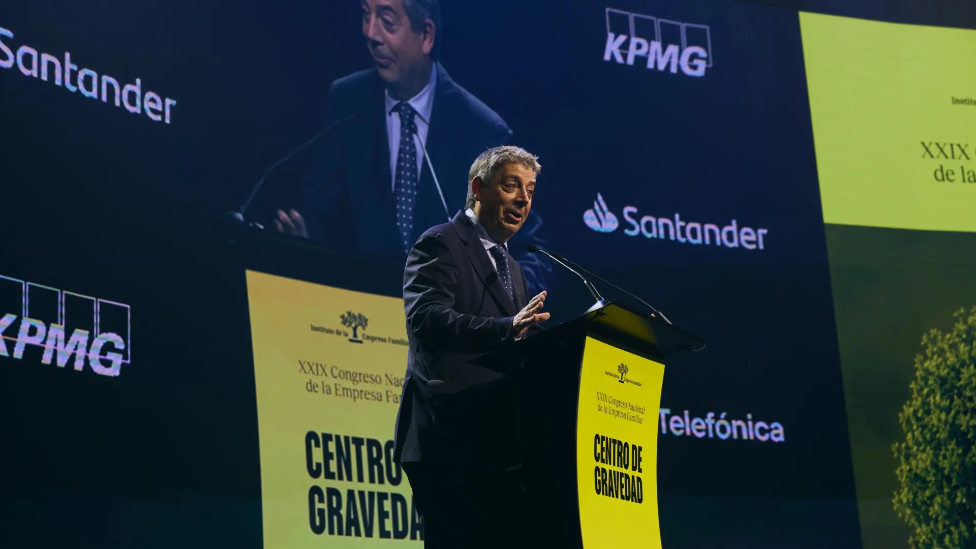 Empresa familiar española exige estabilidad institucional ante elecciones anticipadas en 2026
