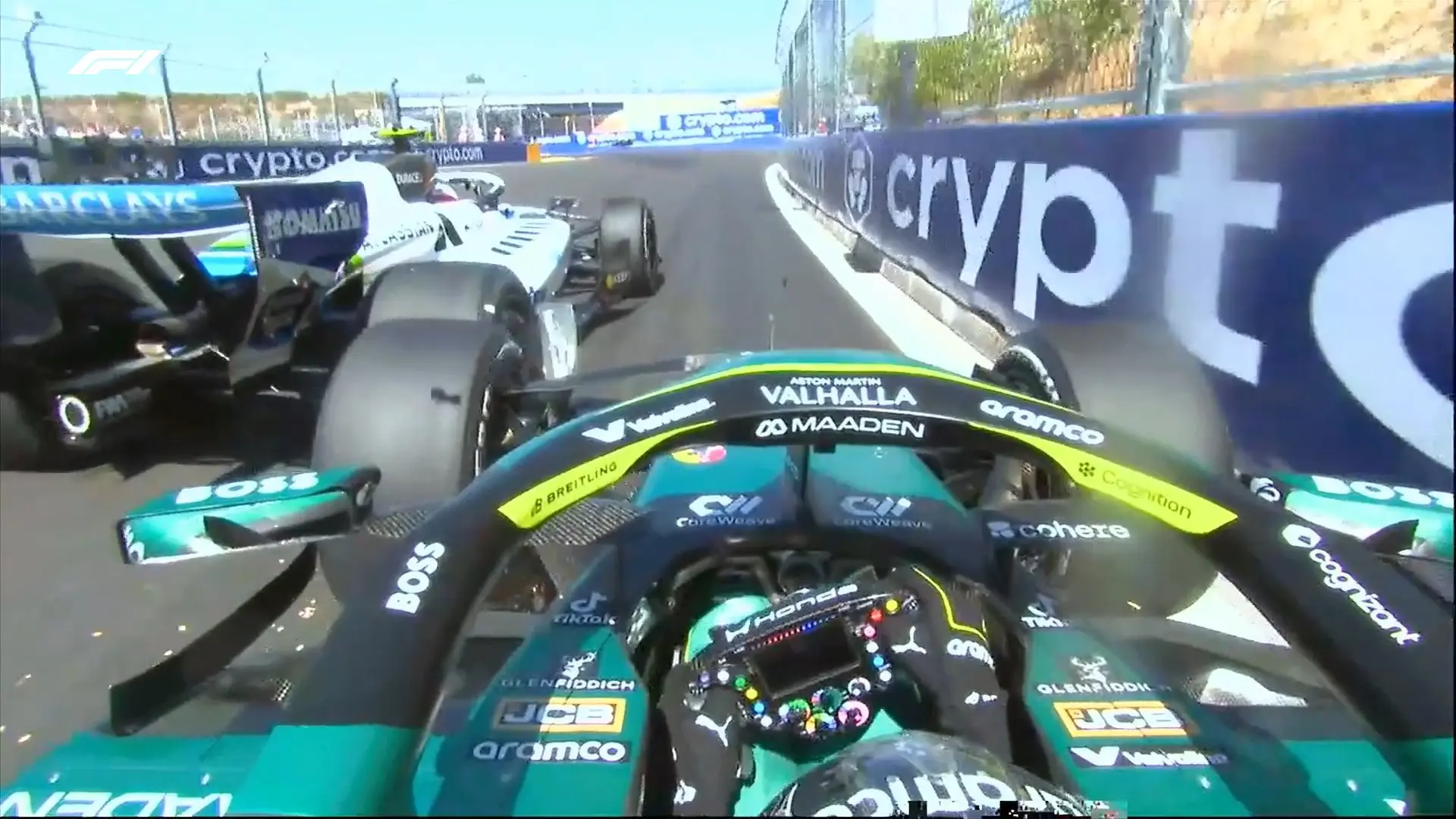 Tensión entre Alonso y Sainz en el Madring: toque entre los dos y cabreo monumental del asturiano